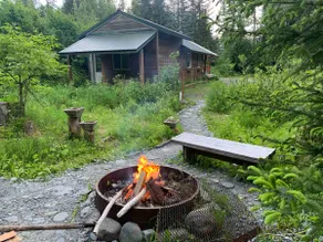 A Cedar Suite - Image 5