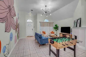 Beautiful Spring Home*3BRs*5 beds*2TVs*Southwest - Image 5
