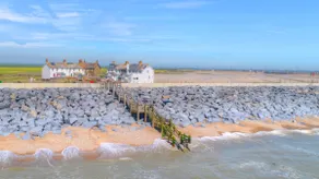Coastguards Beach House - Image 2