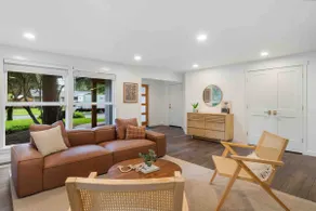 The Pine House Sleeps 8 Calm Neighborhood - Image 3