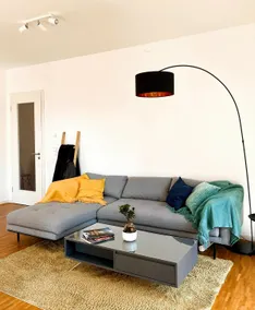 The Berlin Retreat: Serene Waterfront Haven - Image 4