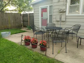 College Hill Cottage in Winfield--Entire apartment - Image 2