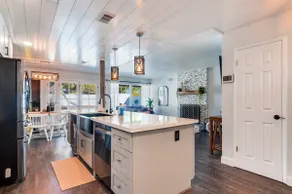 Mid Century Modern POOL HOME w/ GAME ROOM - Image 4