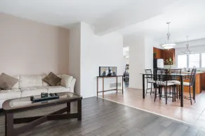 Entire Home - Spacious 4 Bedroom Near Deer Creek - Image 4