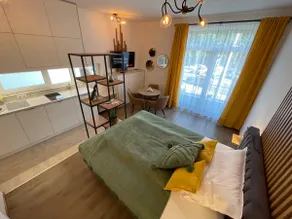 Hillside Central Apartments - Image 2