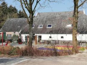 Luxury Chalet with spacious canopy and Lounge seating. - Image 2