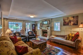 Chalet Vigne - 2 bedroom wine country cottage - Image 2