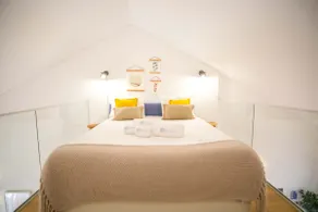 Stylish Duplex steps away from the Beach - Image 5