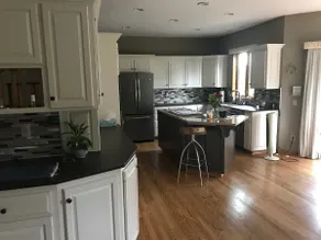 Contemporary home near Madison - Image 4