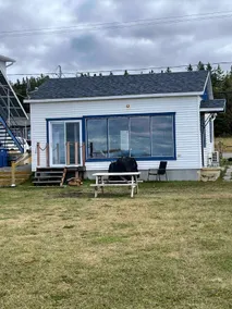 Cottage by the sea - Image 5