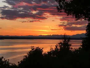 Fox Island Waterfront Retreat with Amazing View - Image 2