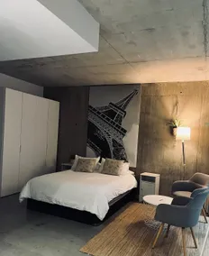 E - 10 loft - Image 2