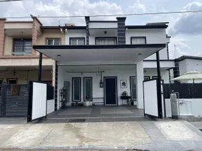 Puteh Black House + Private Swimming Pool - Image 2