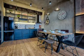 Top Centre Designer Vintage apartment - Image 5