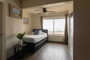 Recently updated condo with ocean view 14C - Image 4