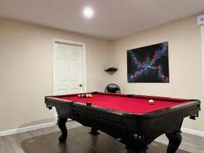 PETS + EV + 3/2 Near I-40, FUN, In Town, GIG WI-FI - Image 2
