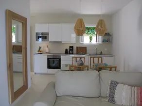 Seafront Calista Beach House With Garden - Image 4