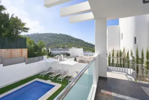 Modern villa with pool, BBQ, sun terrace & seaview - Image 4