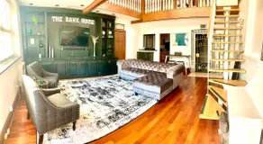 The Bank House - Image 2