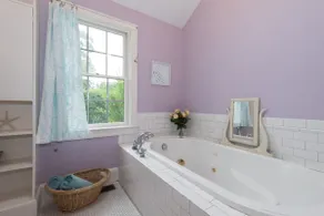 Artists Sag Harbor Village Retreat - Image 4