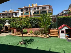 Apartment with a private garden and pool access - Image 5