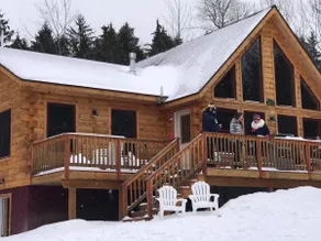 Slopeside Ski Chalet - The Wyndham - Image 2