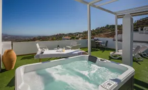 Luxurious Penthouse, amazing view and Jacuzzi ! - Image 4