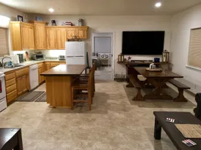 Burkes River View Vacation Home - Image 3