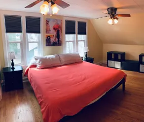 Downtown Spacious & inviting home in Marquette - Image 4