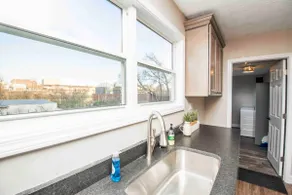 SoKno Bungalow — Neyland Stadium Views! - Image 3