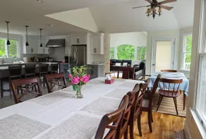 Beautiful home in Orleans. Park, Beach, Lake & Ocean.  Telsa charge - Image 2