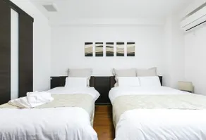 10 seconds to the station! With kitchen &free WIFI - Image 2