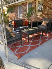 Dogs love the fenced backyard - Close to Downtown - Image 4