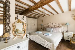Tudor Cottage - Image 5