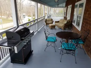 Walk to the beach! Private entrance. - Image 2