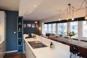Stylish Central Flat, Steps to Beach - Image 3