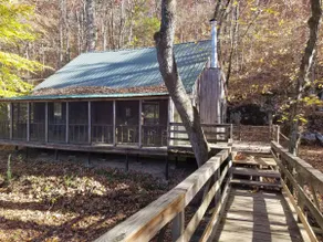 Cabin on Honeycomb Creek - Image 3