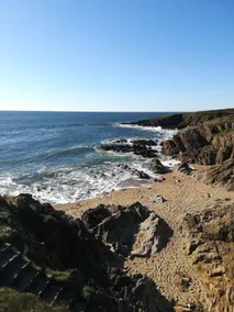 Fisherman's House in Doëlan • Ocean view • Walking to the Harbor and Coves • Serves 8 - Image 2