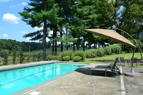 Historic Peace and Plenty Farm: Pool House - Image 4
