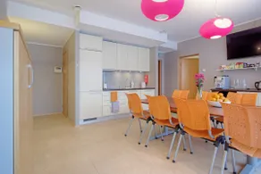 Room for up to 16 people - Image 5