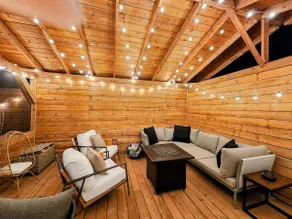 Hot Tub Oasis | 8 Mins to DT Ottawa | Sleeps 10 - Image 4