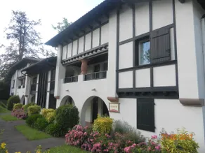RENTAL IN THE HEART OF THE BASQUE COUNTRY WITH SWIMMING POOL - Image 3