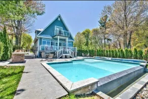 Stunning Waterfront Estate with private beach - Image 4