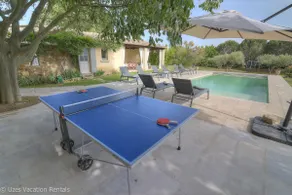 Gorgeous property in a calm village with plenty of space & heated pool - Image 3