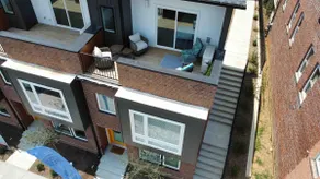 Rooftop Deck + Mountain Views | St. Elmo Dining - Image 3