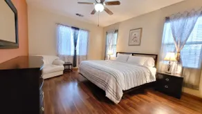 Country Club, Cozy Home with Community Pool - Image 4