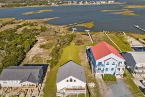 Unique both Beach and Bayfront House- very private - Image 5