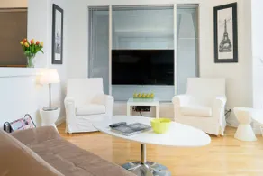 ”Yorkville Loft + Office -Near Four Seasons Hotel” - Image 2