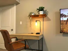 Seattle Launchpad - Cozy and Modern 2 BR Guest Suite - Image 5