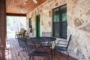 Medina River cabins - Laurel House 2 - Image 3